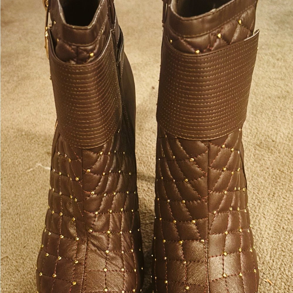 Brown and Gold Quilted Heeled Boots Size 8.5 NWOT - Picture 6 of 6